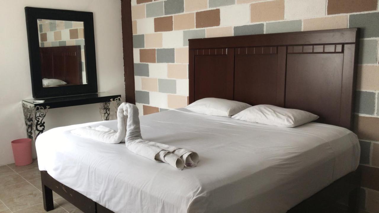 Lobo Inn Τουλούμ Εξωτερικό φωτογραφία